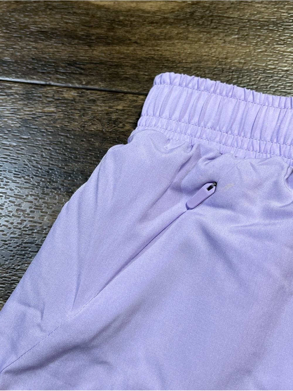 Alo Yoga Stride Shorts Womens Medium Purple Lined Athletic Running Elastic Waist - Picture 8 of 11